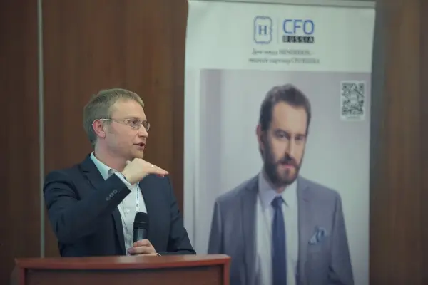 Роман Гречишников Гречишников.jpg