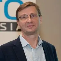 Николай Лазарев