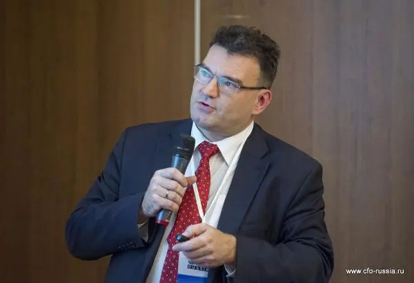 В рамках конференции была проведена панельная дискуссия, модератором которой стал Иван Литвяк