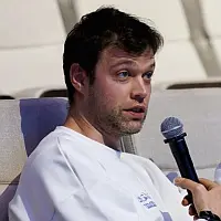 Александр Головешкин