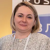 Елена Бужина