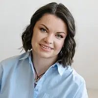 Елена Михайлова
