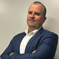 Евгений Яшков