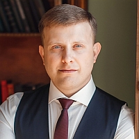 Денис Исаков