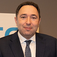 Роман Клин