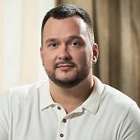 Евгений Коршунов