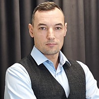 Александр Царенков