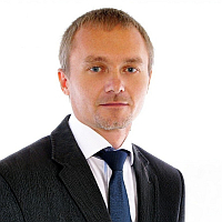 Дмитрий Лапин