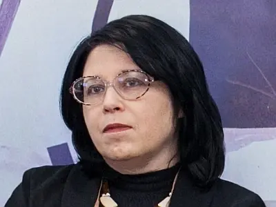 Полина Гиверц, Zdravmedinfo Blockchain Research Lab: Уроки COVID-19: как повысить надежность и прозрачность фармацевтических цепей поставок