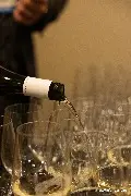 Бокал вина от партнера FITZ Wine