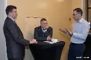 В перерывах между секциями участники активно общались и обменивались мнениями в кулуарах форума