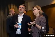 Неформальное общение экспертов за бокалом вина