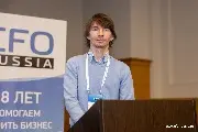 Юрий Невоструев, руководитель отдела по закупкам лабораторного оборудования и непроизводственных материалов, BIOCAD, представил результаты применения ИИ-инструментов в закупках