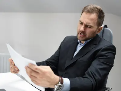 Доля компаний, сокращающих персонал, выросла в 2.5 раза за два года