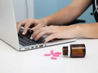 Каждый пятый россиянин покупает лекарства онлайн