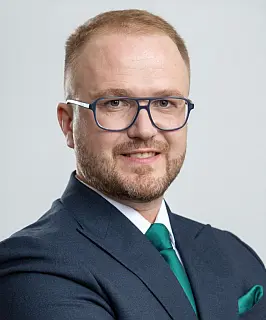 Дворянинов