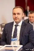 Первую секцию второго дня «Налоговое управление в строительстве» открыл Алексей Ревякин, заместитель начальника Межрегиональной инспекции Федеральной налоговой службы по контролю и надзору за налогоплательщиками в сфере бюджетного финансирования, ФНС России