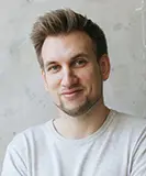 Комиссаров