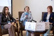Елена Кучерявая, директор по правовым вопросам, SPLAT Global; Виктория Пойс, заместитель начальника управления налогообложения международных проектов и сделок, «Лукойл»; Наталья Манина, эксперт в области налогового управления приняли участие в дискуссии в формате круглого стола