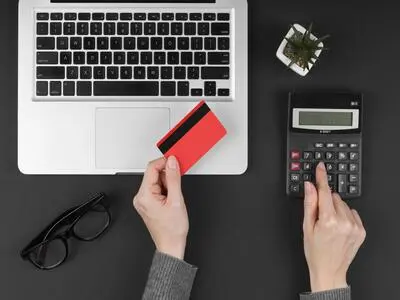 Российские международные трансакции находят обход санкционных ограничений через платежного агента А7