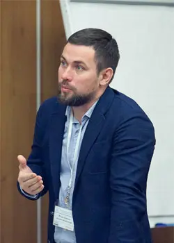 Роман Борисов