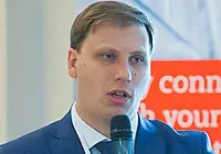 Артем Глазнев