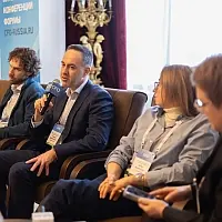 круглый стол