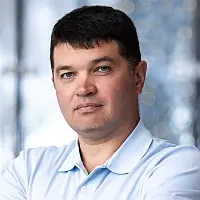 Олег Храмов