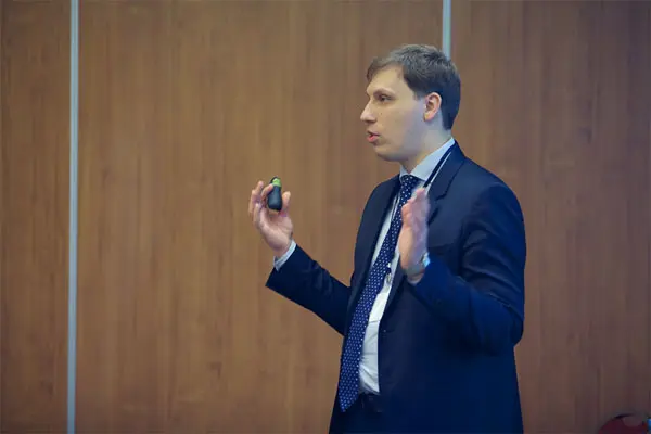 Глазнев Артем