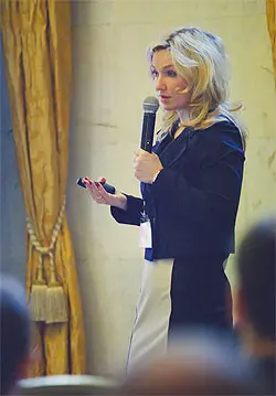 Анна Глазкова