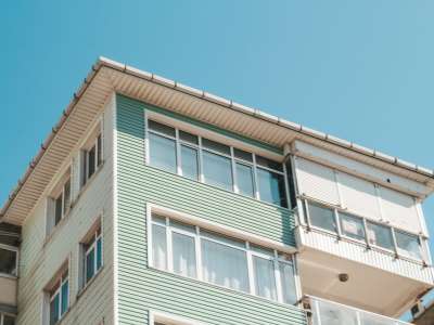 В России наблюдается снижение стоимости аренды квартир с января 2024 года