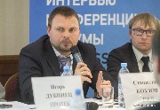 Станислав Козлов и Роман Гречишников