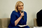 Елена Талалаева
Начальник управления казначейских операций и риск-менеджмента
Юнипро