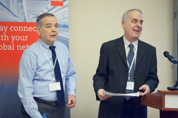 Евгений Смирнов и Владислав Непреенко.