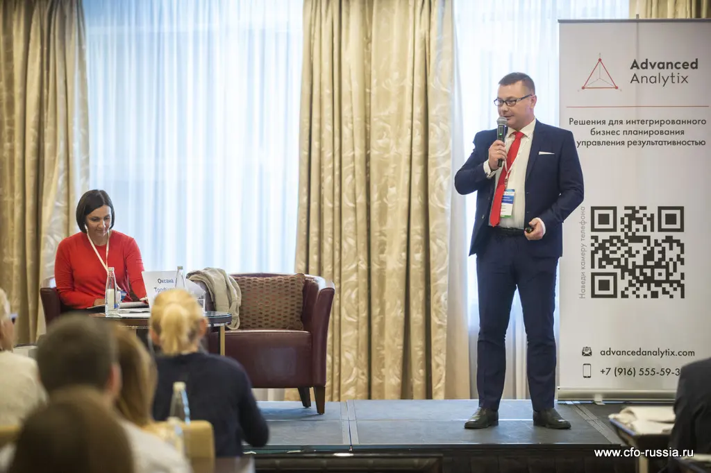 Антон Петров<br />
Начальник управления бюджетирования<br />
ФосАгро ART_4395.JPG