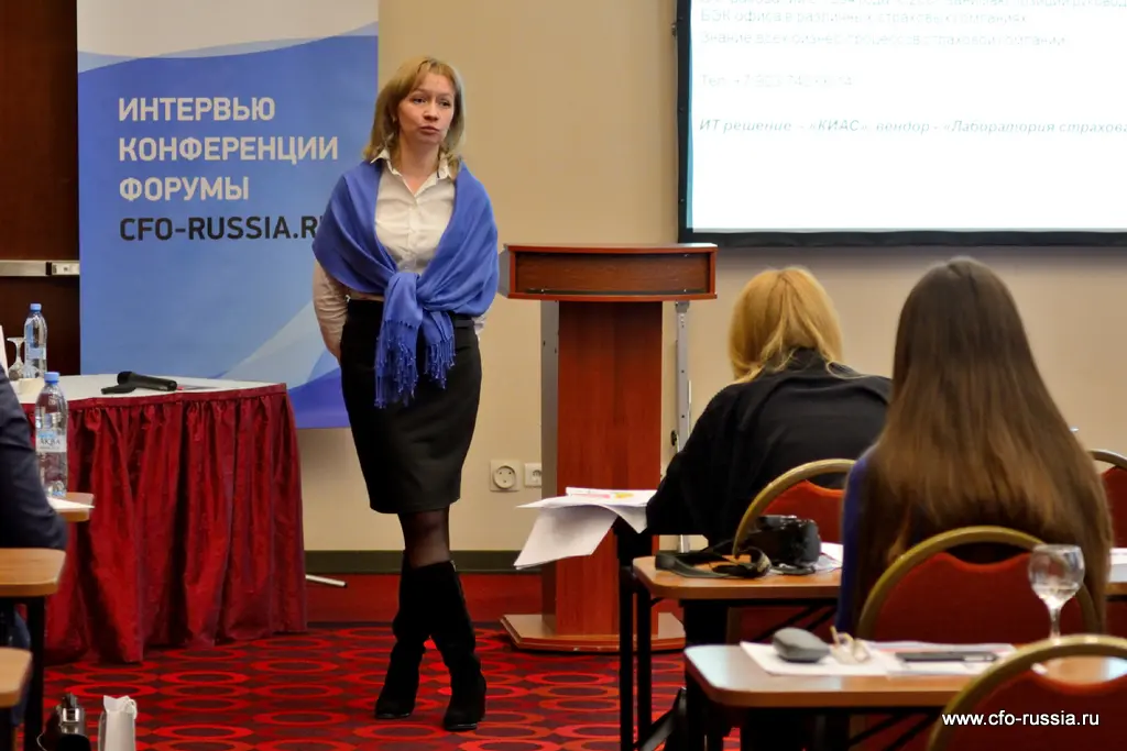 Елена Стрельченко<br />
Директор операционного управления<br />
СГ МСК 364.jpg