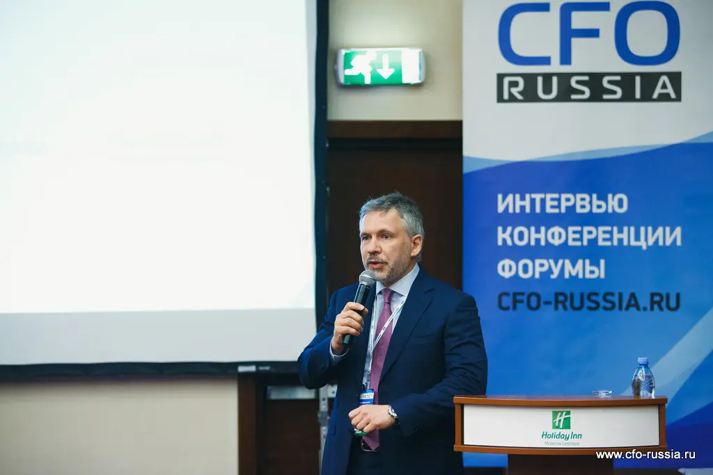 Владислав Поздышев<br />
Экс-вице-президент по развитию организации и управлению персоналом<br />
Башнефть Pozdichev2.jpg