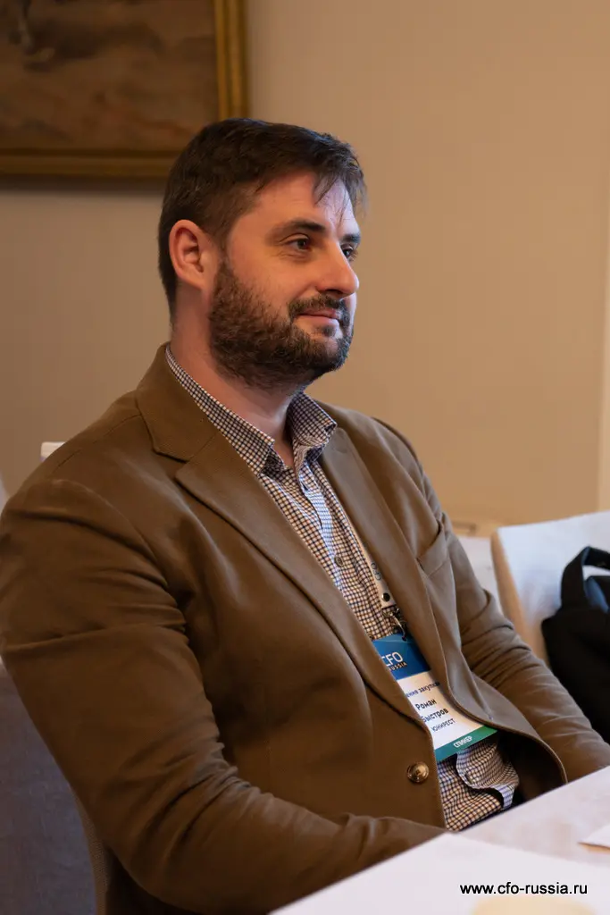 Роман Быстров<br />
Head of procurement direction<br />
ЮНИРЕСТ _NPY9215_Быстров.jpg