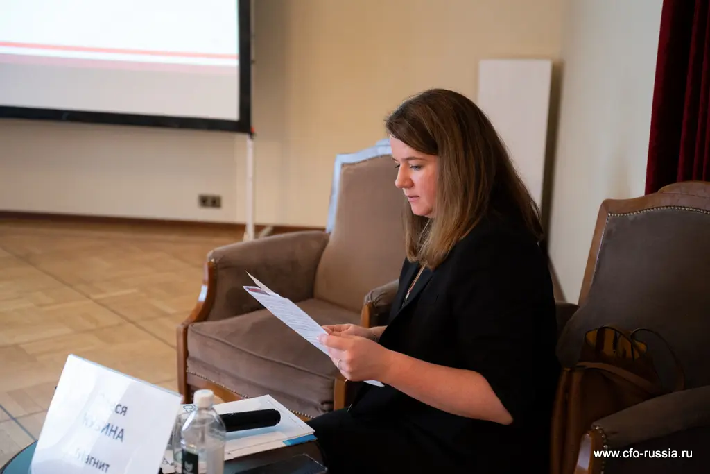 Олеся Кузина<br />
Руководитель центра правовой поддержки трудовых отношений дирекции по персоналу<br />
Магнит _NSA4910_Кузина.jpg