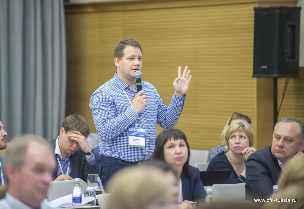 Владимир Журавлев<br />
Руководитель практики систем электронного документооборота<br />
ОМК-ИТ  zhuravlev.JPG