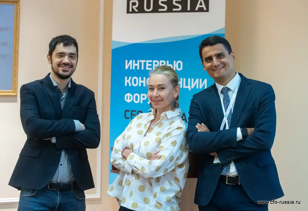 Максим Барсамян, руководитель проектов по поиску и внедрению инноваций, X5 Retail Group, Елена Чернышова, руководитель проектов организационной трансформации, ДОНСТРОЙ, и Станислав Кречетов, директор отраслевого акселератора, ГК Росатом<br />
 ART_8502.JPG