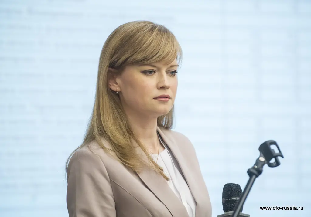 Мария Галкина<br />
Руководитель центра обслуживания по управлению персоналом<br />
Гринатом galkina1.JPG