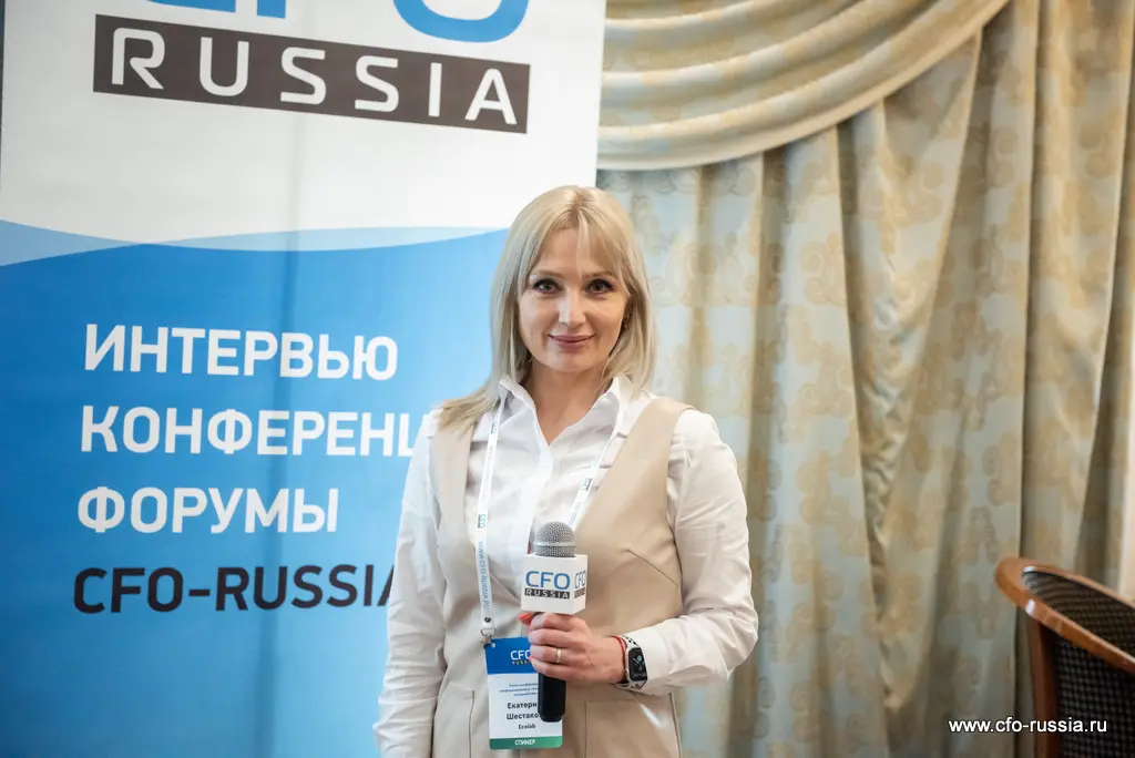 Екатерина Шестакова<br />
Финансовый менеджер по налоговой отчетности, бухгалтерии и казначейству<br />
Ecolab shestakova_0260.jpg