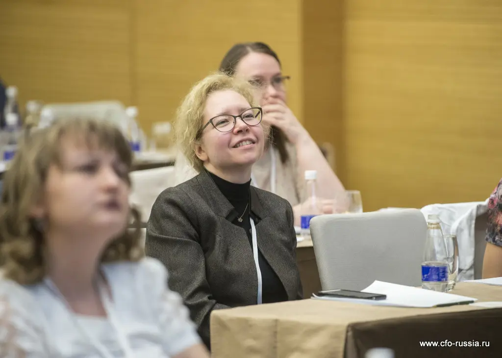 Ирина Рожкова<br />
Руководитель службы документооборота аппарата правления Международный Инвестиционный Банк rozkova.JPG