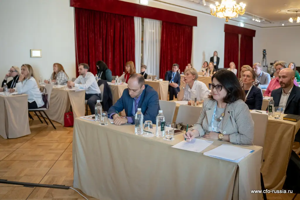 Кроме того, на конференции рассмотрели темы увеличения эффективности рабочих процессов с помощью классификатора полномочий в МЧД, а также возможности внедрения МЧД для подписания электронных кадровых документов и формирования кадровой отчетности  35_DSC06485.jpg