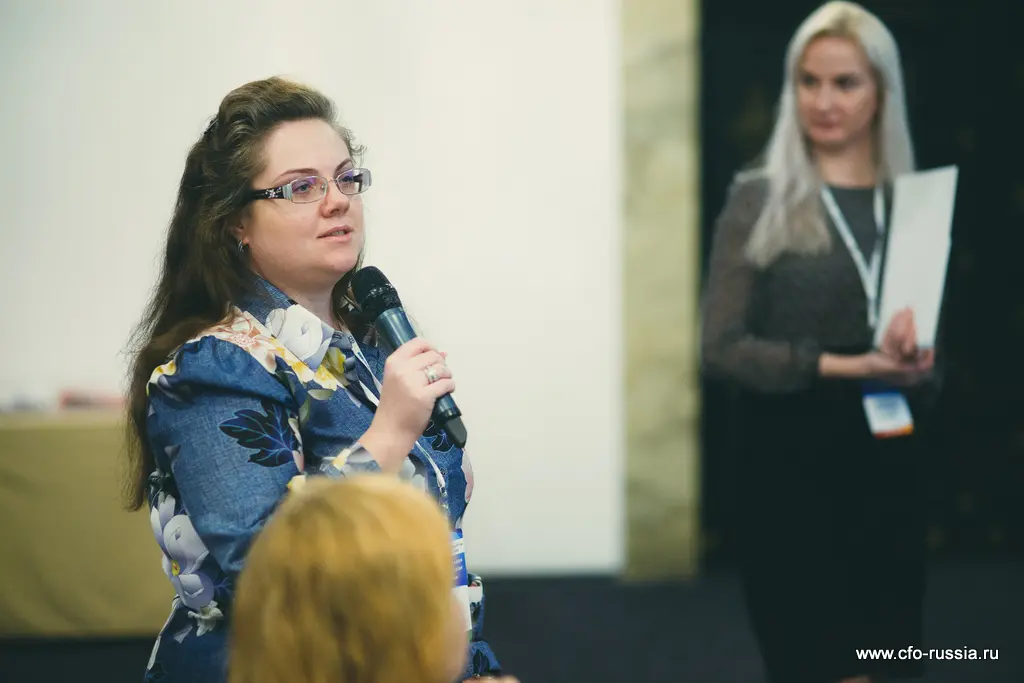 Анна Наумова<br />
Начальник управления налоговой отчетности департамента корпоративного учета и отчетности<br />
РусГидро IMG_8615.jpg