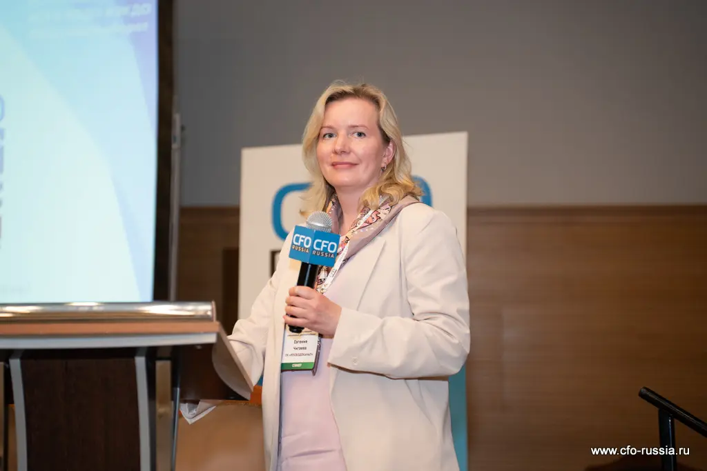 Евгения Чигаева<br />
Руководитель направления документационного обеспечения<br />
УК «РОСВОДОКАНАЛ» _NSA6617_Чигаева.jpg