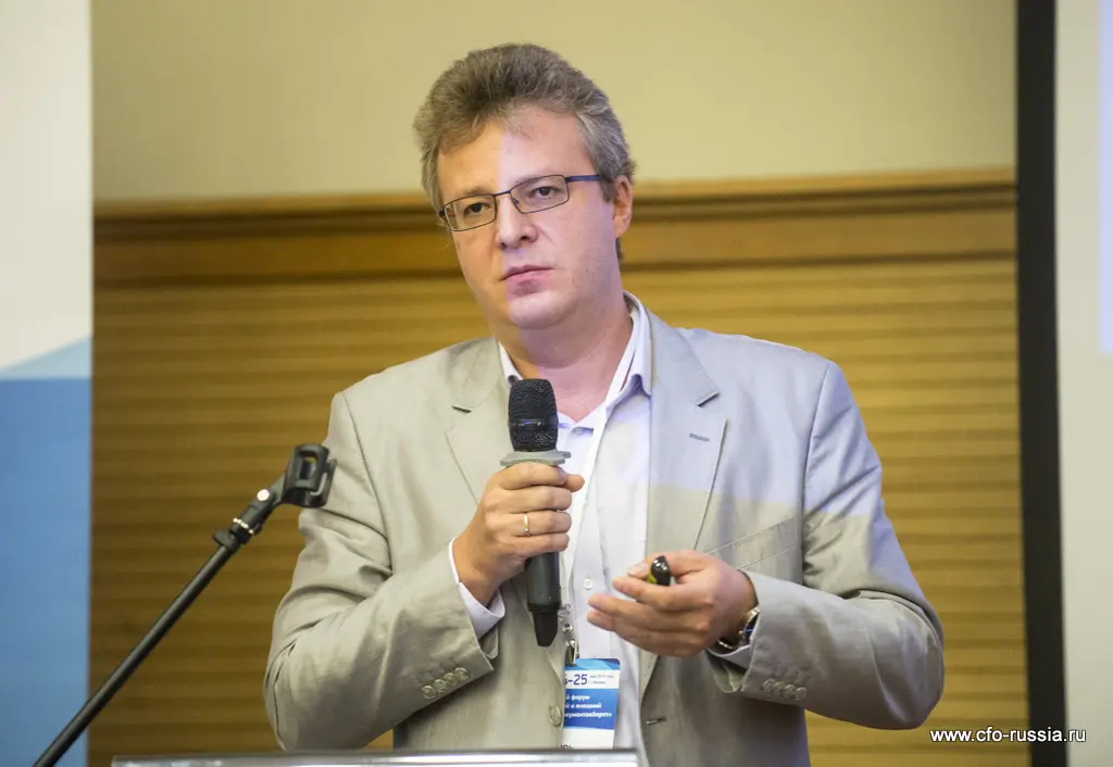 Игорь Зыков<br />
Заместитель директора департамента информационных технологий Гражданские самолёты Сухого zykov7.JPG