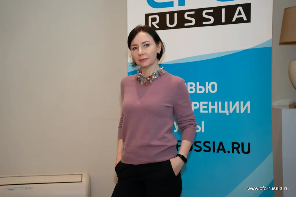 Юлия Иванчикова, руководитель направления по управлению <br />
ликвидностью и автоматизации процессов, Tele2, промодерировала круглый стол, на котором обсудили:<br />
- Как нарастить операционную скорость планирования с помощью повышения компетенций сотрудников<br />
- Автоматизированные инструменты взаимодействия между функциями для обеспечения гибкости прогнозирования<br />
- Совместный поиск решений, потенциально приводящих к кассовым разрывам, варианты для их устранения<br />
 _NPY5259 Иванчикова.jpg