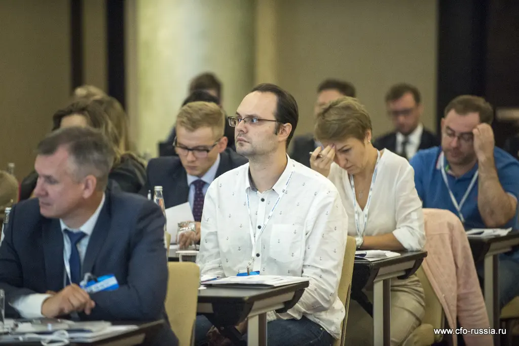 Дмитрий Локшин<br />
Руководитель отдела финансового контроля<br />
Danfoss ART_3103.JPG